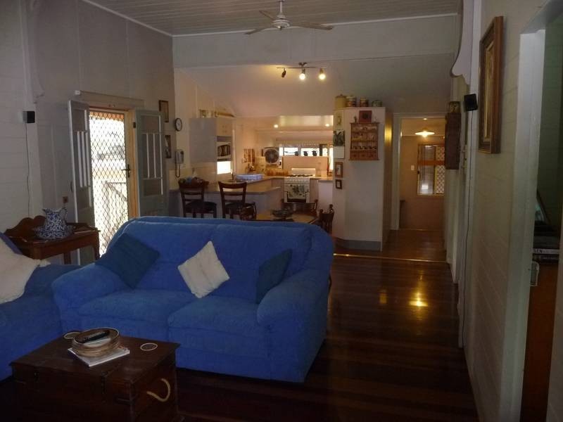 16 Queen Street, Cordalba QLD 4660