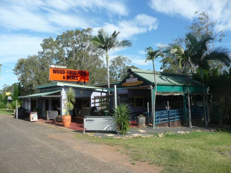 29399 Bruce Highway, Apple Tree Creek QLD 4660