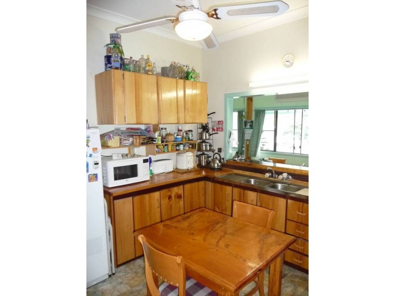 7575 Isis Highway, Dallarnil QLD 4621