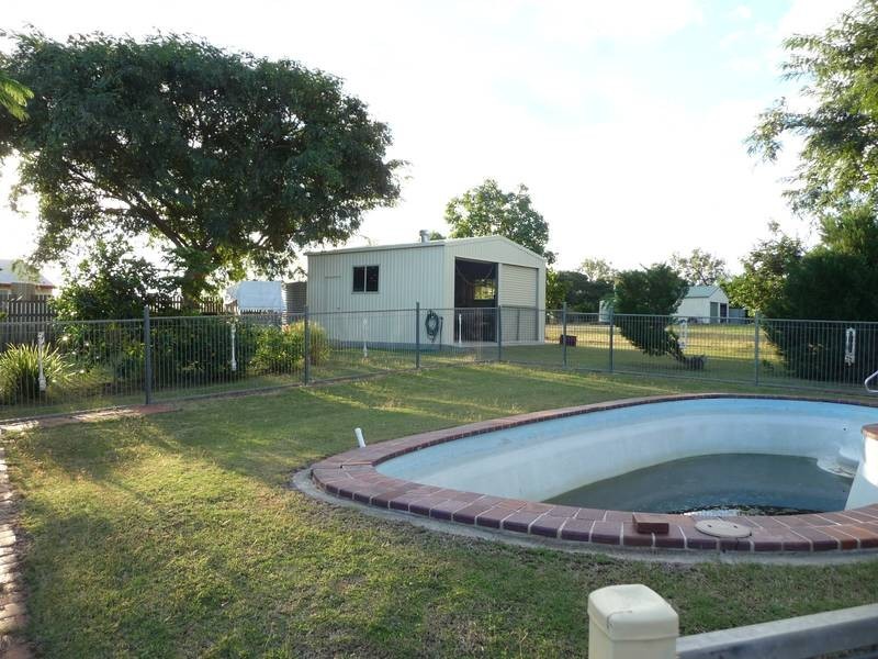 9 Exhibition Street, Biggenden QLD 4621