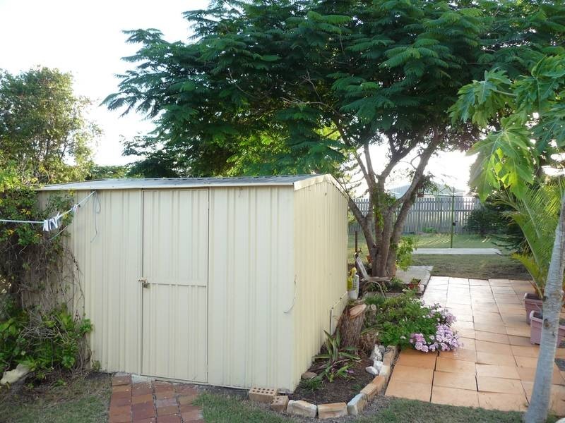 9 Exhibition Street, Biggenden QLD 4621