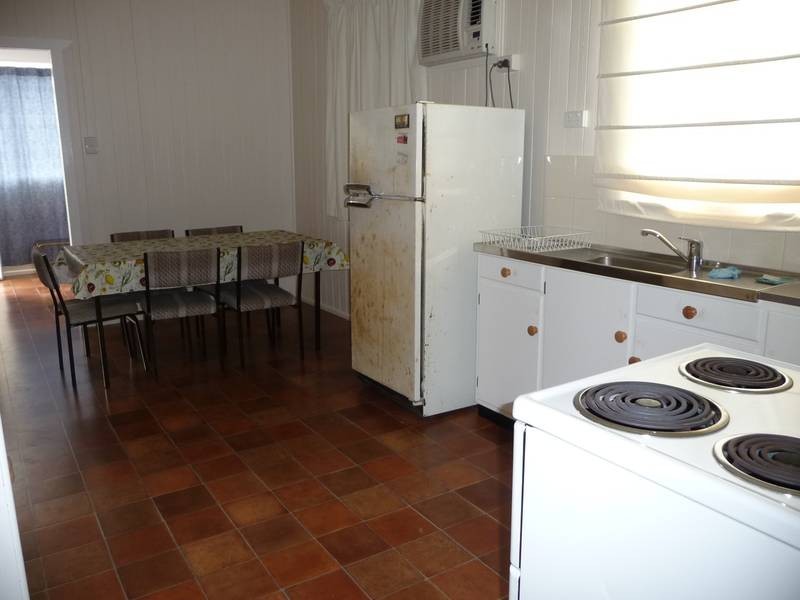 19 Burrum Street, Buxton QLD 4660