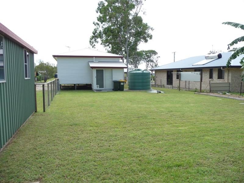 19 Burrum Street, Buxton QLD 4660