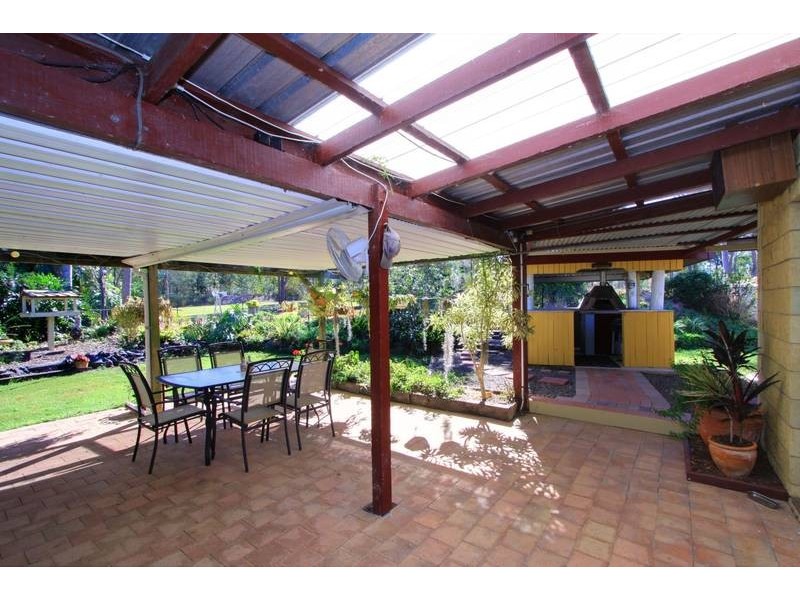 64 Grevillea Drive, Redridge QLD 4660