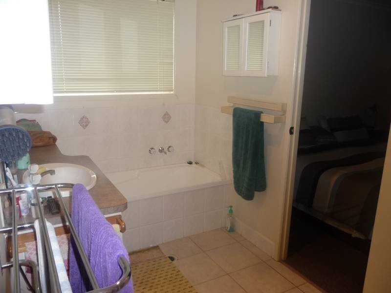 61 RIVER ROAD, Buxton QLD 4660