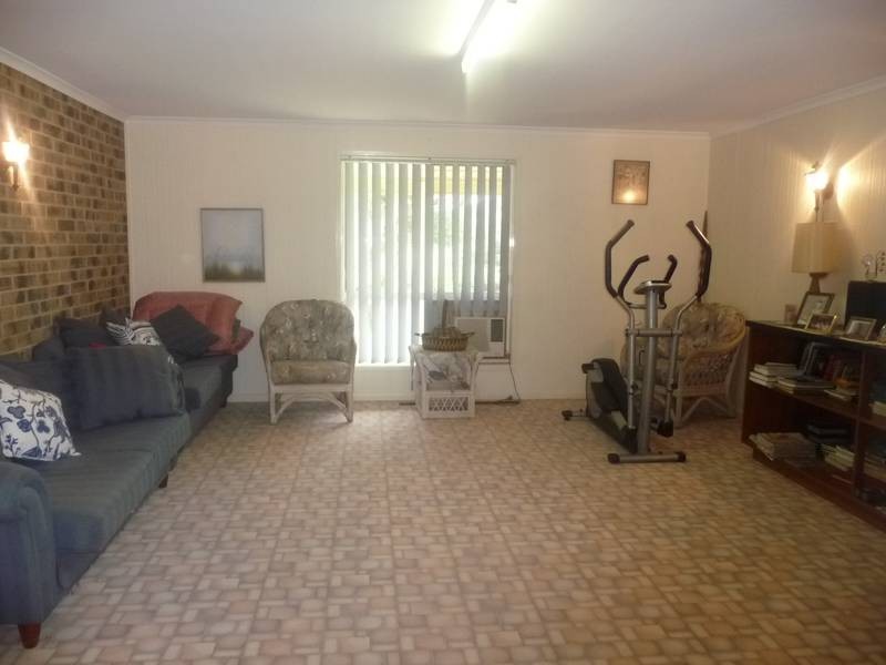 61 RIVER ROAD, Buxton QLD 4660