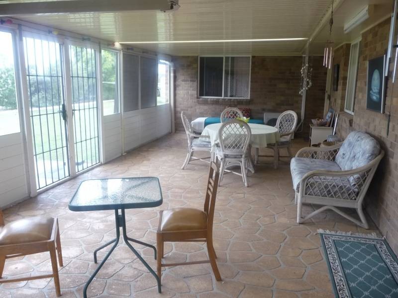 61 RIVER ROAD, Buxton QLD 4660