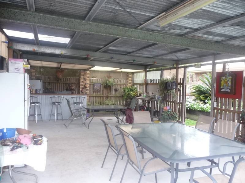 61 RIVER ROAD, Buxton QLD 4660