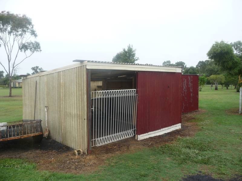 61 RIVER ROAD, Buxton QLD 4660