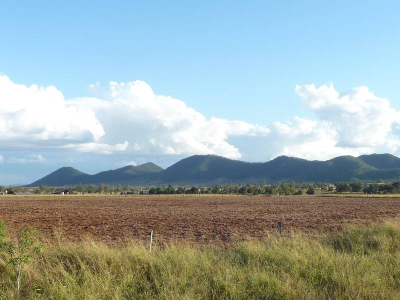 12120 ISIS HIGHWAY, Coalstoun Lakes QLD 4621