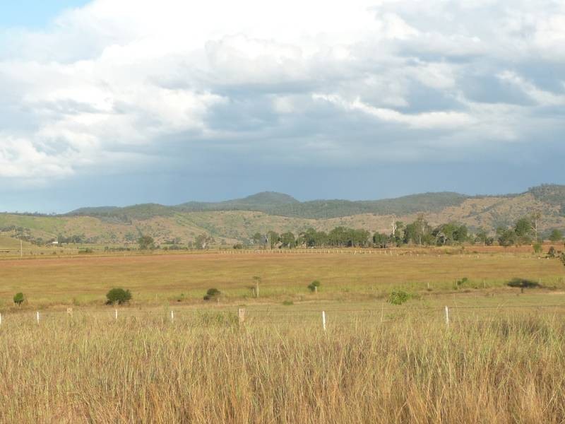 12120 ISIS HIGHWAY, Coalstoun Lakes QLD 4621