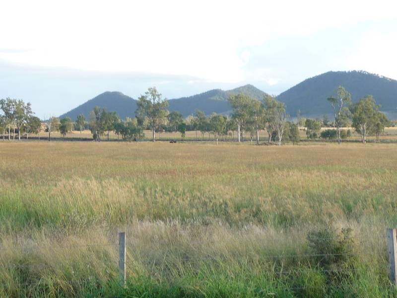12120 ISIS HIGHWAY, Coalstoun Lakes QLD 4621