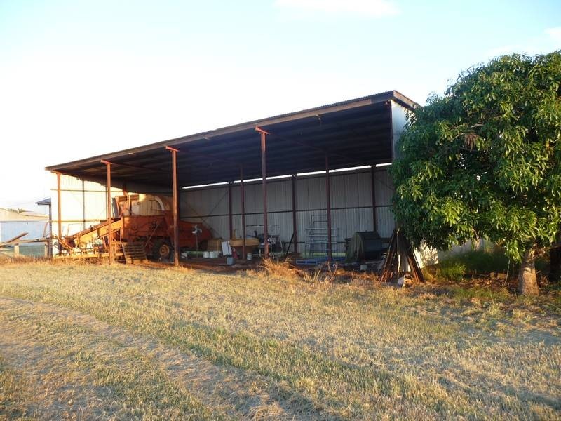 12120 ISIS HIGHWAY, Coalstoun Lakes QLD 4621