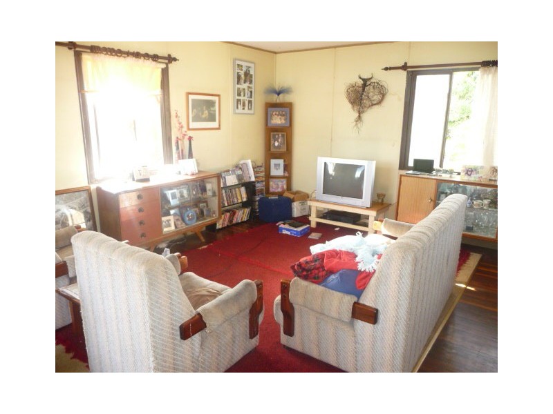 13 Lord Street, Childers QLD 4660