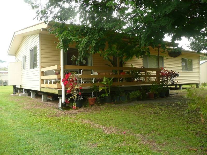14 TORBANLEA STREET, Burrum Heads QLD 4659