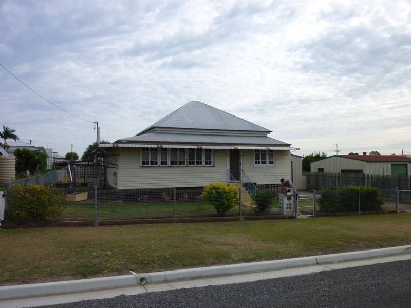 12 Tardent Street, Biggenden QLD 4621