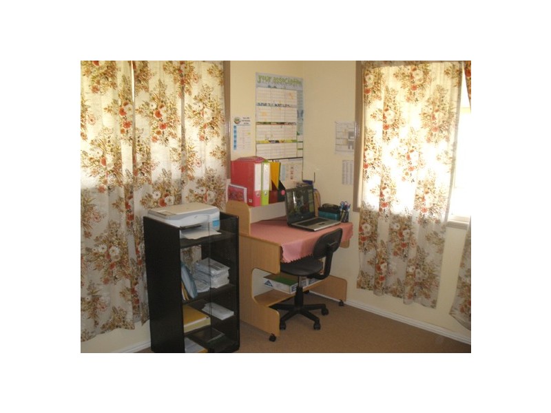 23 Barrow, Gayndah QLD 4625