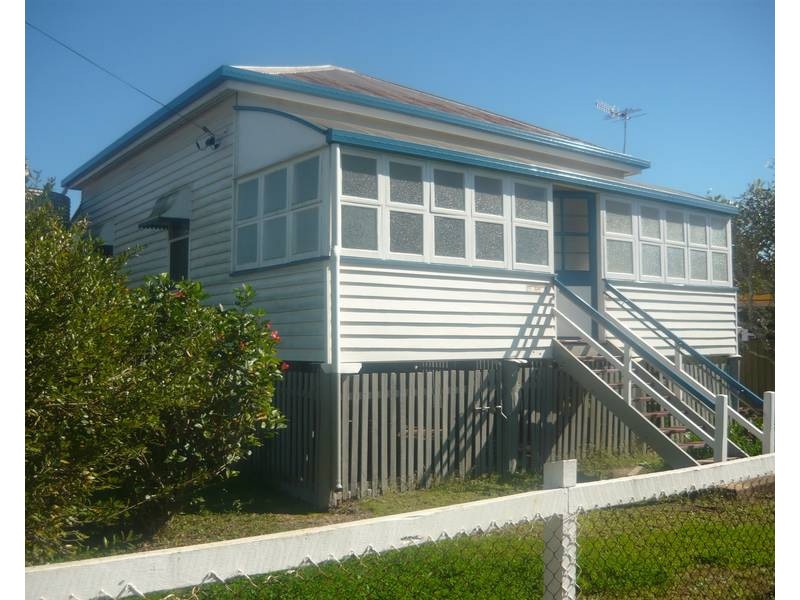 4 Broadhurst Street, Childers QLD 4660