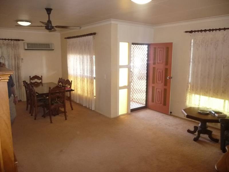 3 THOMPSON ROAD, Childers QLD 4660