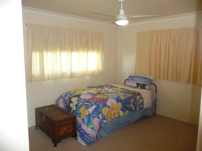 3 THOMPSON ROAD, Childers QLD 4660