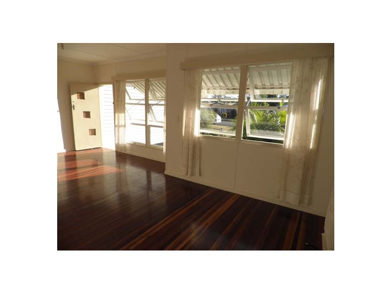 59 Barrow Street, Gayndah QLD 4625