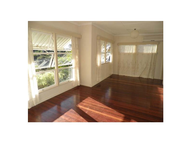 59 Barrow Street, Gayndah QLD 4625