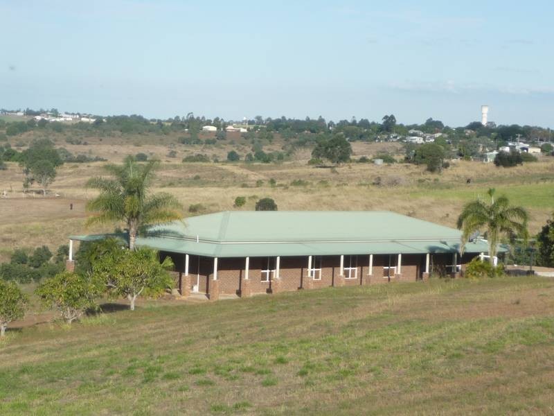 33 STANTONS ROAD, North Isis QLD 4660