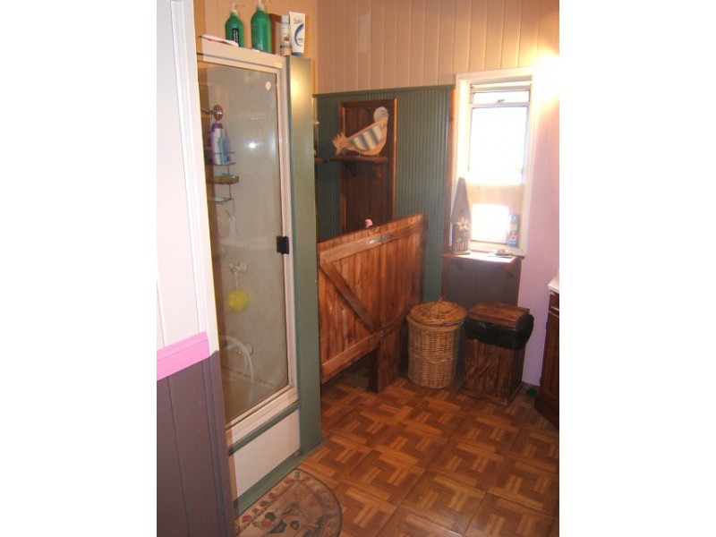 196 Churchill Street, Childers QLD 4660