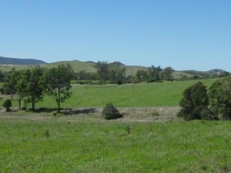 8690 Isis Highway, Dallarnil QLD 4621