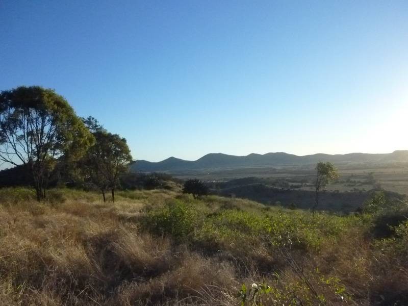 A DOVES ROAD, Coalstoun Lakes QLD 4621