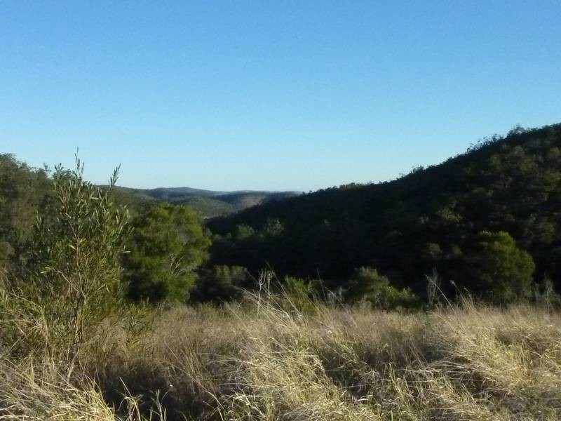 A DOVES ROAD, Coalstoun Lakes QLD 4621
