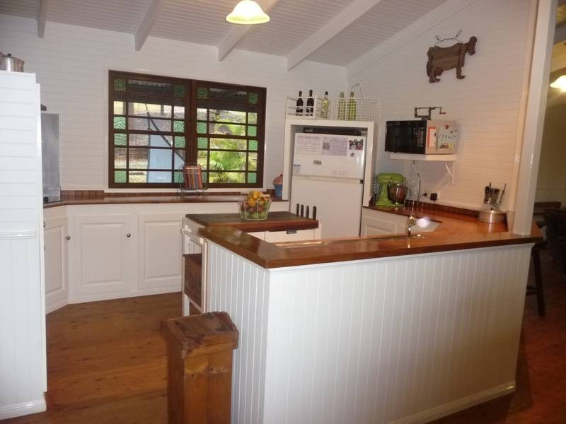 19 OLD CREEK ROAD, Childers QLD 4660