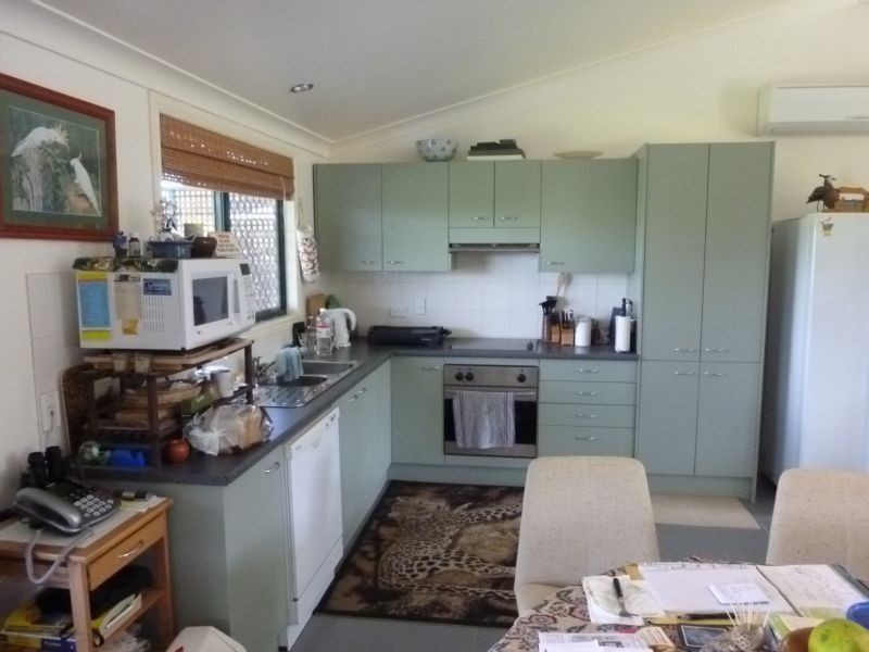 1 CANECUTTER COURT, Childers QLD 4660