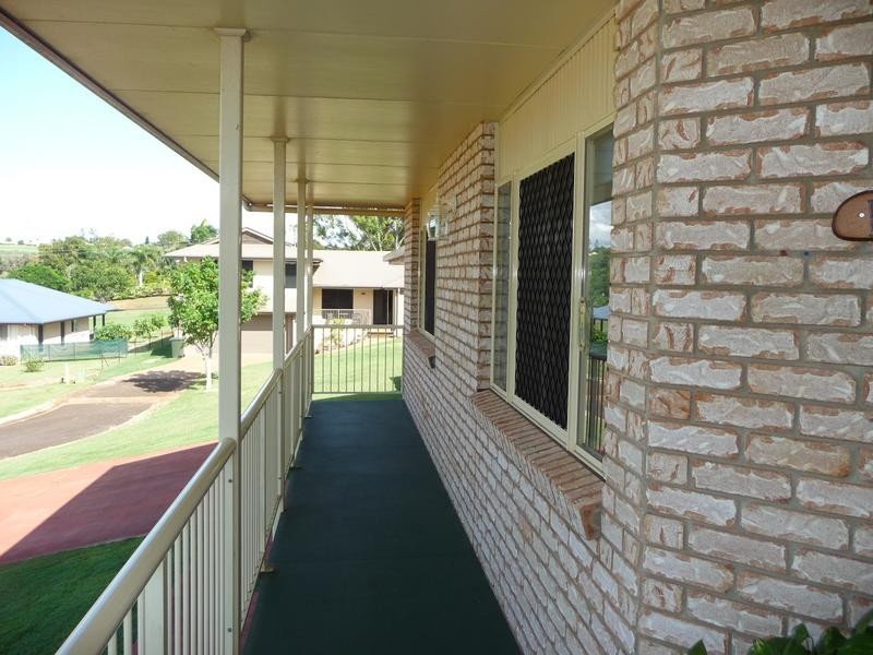 4 Pioneer Avenue, Childers QLD 4660