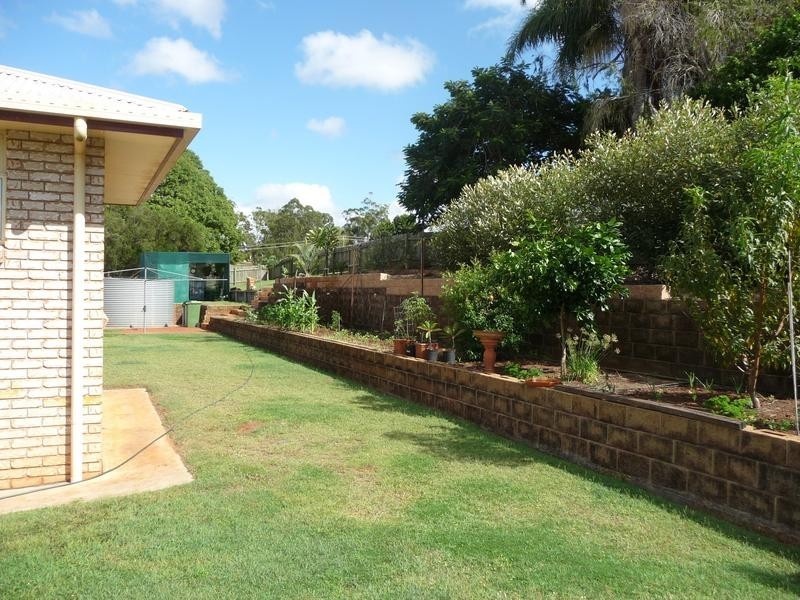 4 Pioneer Avenue, Childers QLD 4660