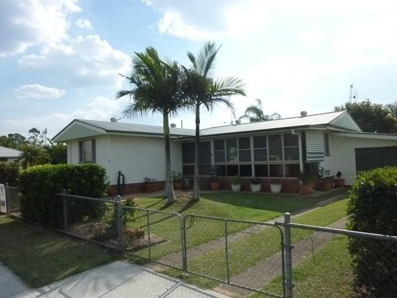 32 VICTORIA STREET, Biggenden QLD 4621