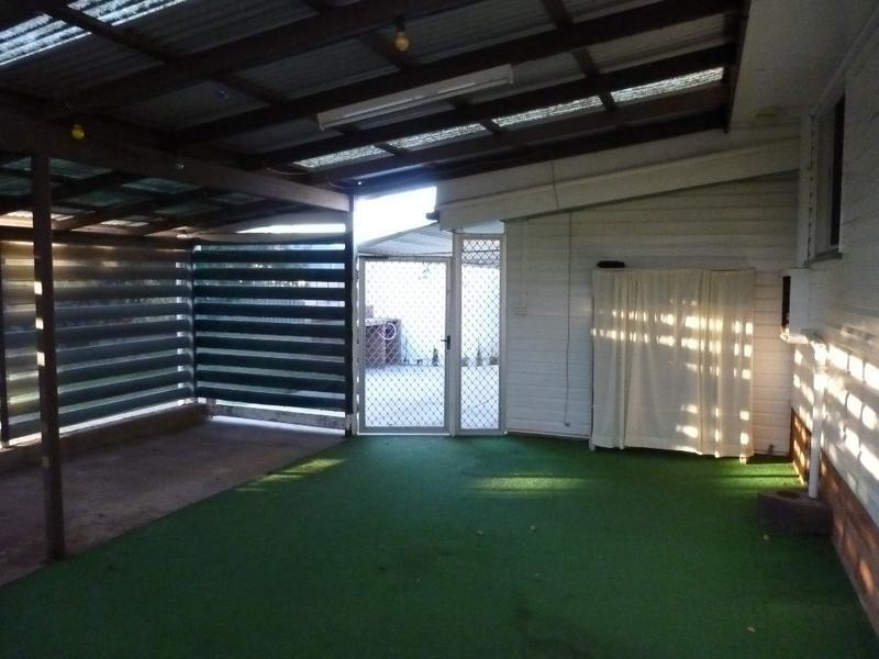 32 VICTORIA STREET, Biggenden QLD 4621