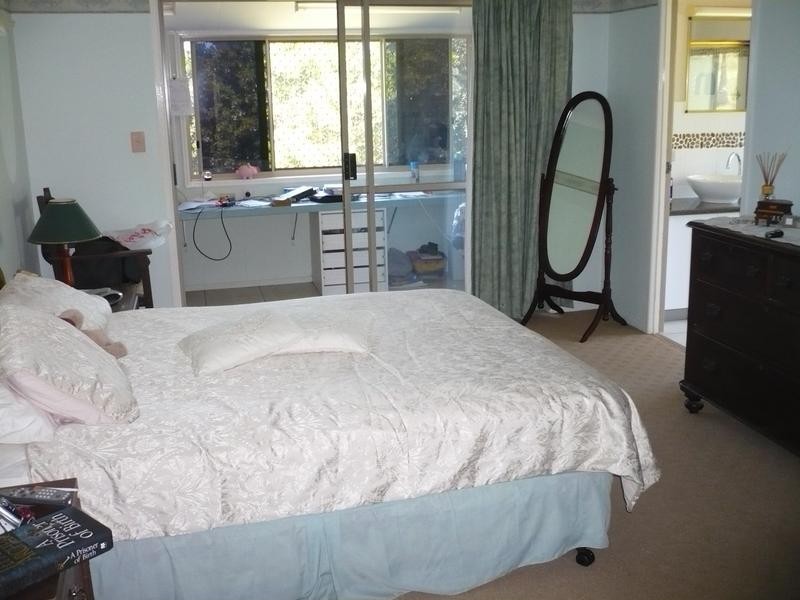 25 Stantons Road, Childers QLD 4660