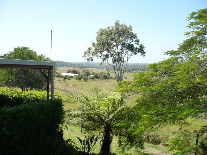 25 Stantons Road, Childers QLD 4660