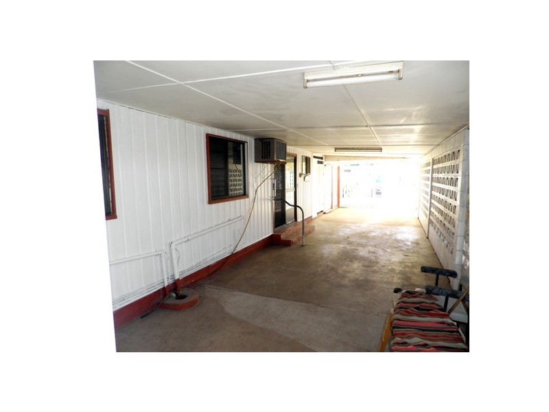 48 Bridge Street, Gayndah QLD 4625