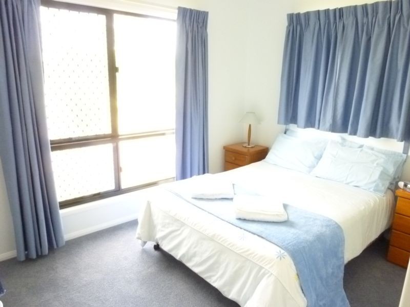 5 Meleleuca Court, Redridge QLD 4660