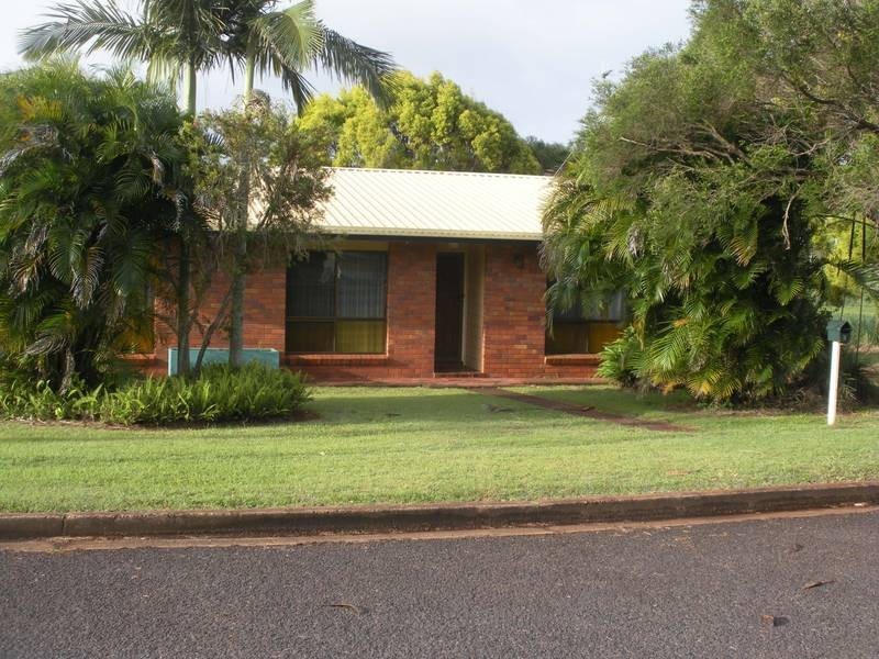 1 Hinkler Street, Childers QLD 4660