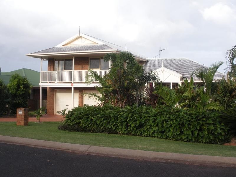 5 Ginns Road, Childers QLD 4660