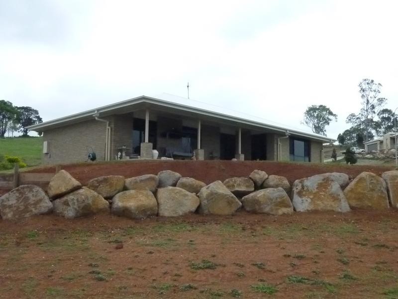 6 BODALLA STREET, Apple Tree Creek QLD 4660