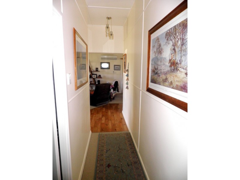 9 Station Street, Gayndah QLD 4625