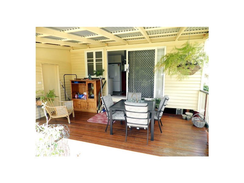 9 Station Street, Gayndah QLD 4625