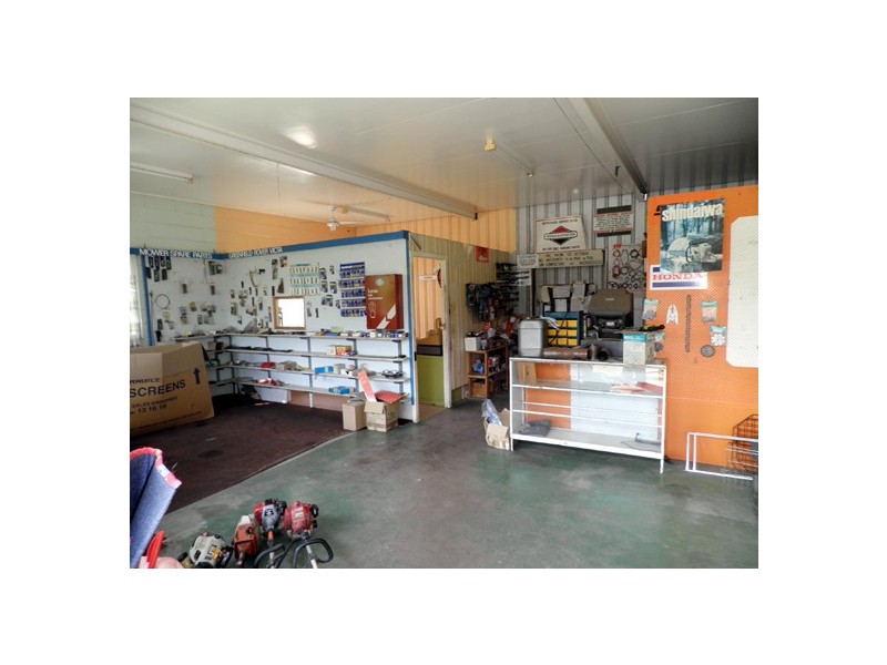 10 Boyd Street, Gayndah QLD 4625