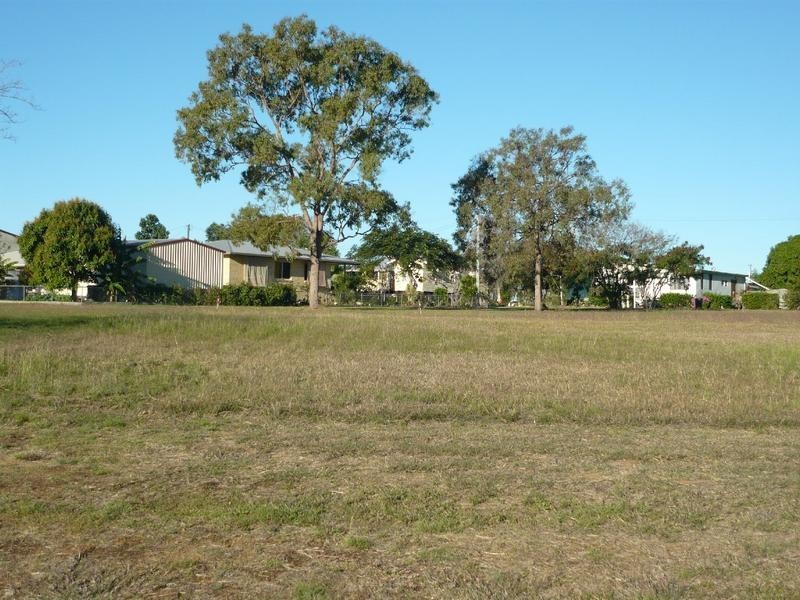 13 HORTON STREET, Biggenden QLD 4621