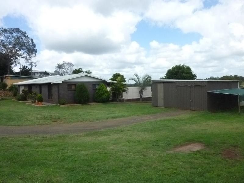 18 NOAKES STREET, Childers QLD 4660