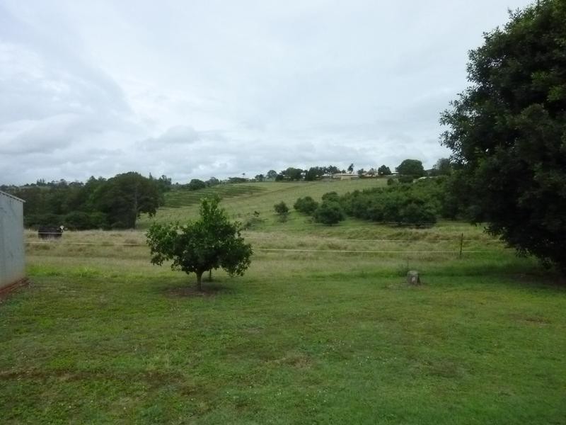 18 NOAKES STREET, Childers QLD 4660